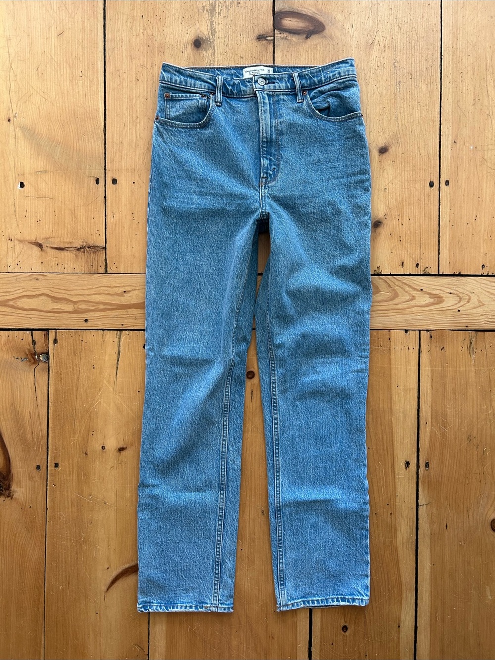 Abercrombie and Fitch The '90s Straight Ultra High Rise Jeans Classic Blue Denim